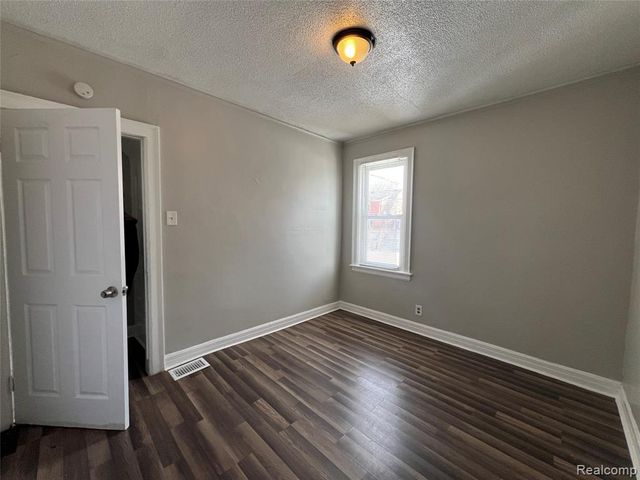 14828 Sussex Street, Detroit, MI 48227