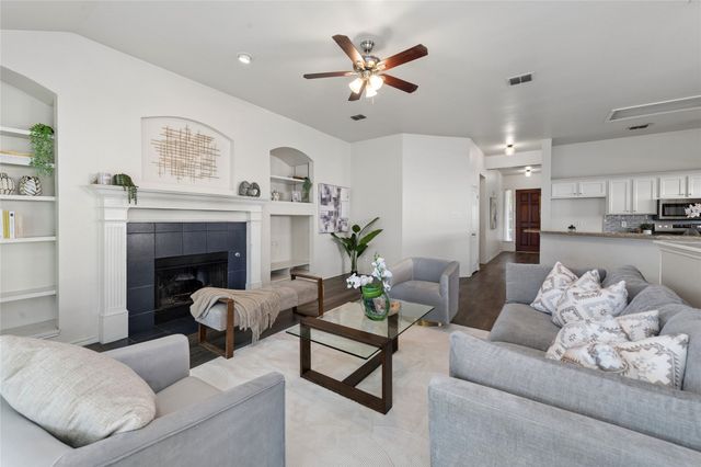 10905 Camelot Drive, Frisco, TX 75035
