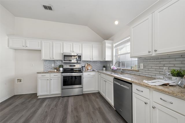 10905 Camelot Drive, Frisco, TX 75035