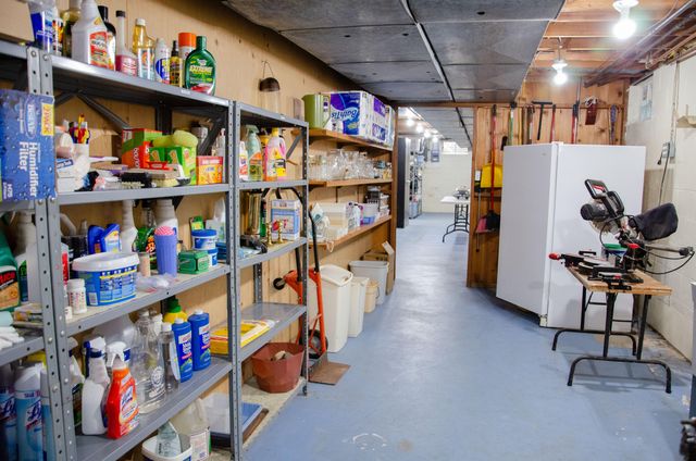 511 Landsdowne Avenue, Portage, MI 49002