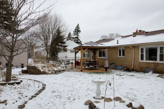 511 Landsdowne Avenue, Portage, MI 49002