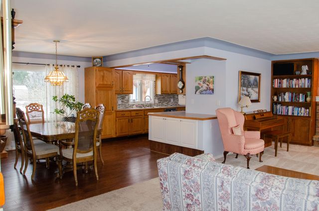 511 Landsdowne Avenue, Portage, MI 49002