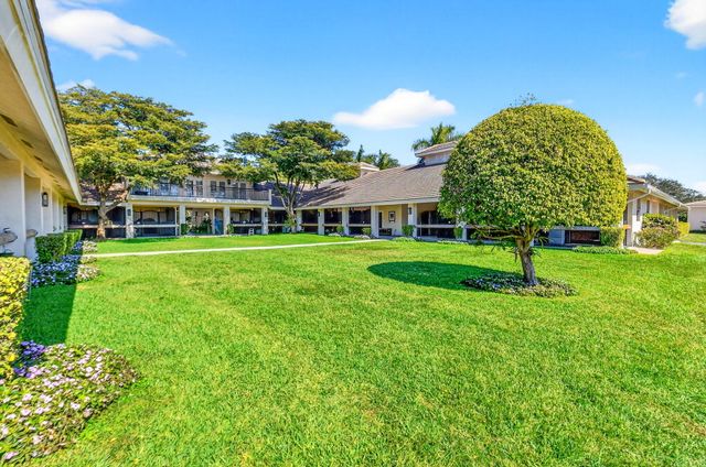 3405 Olde Hampton Drive, Wellington, FL 33414