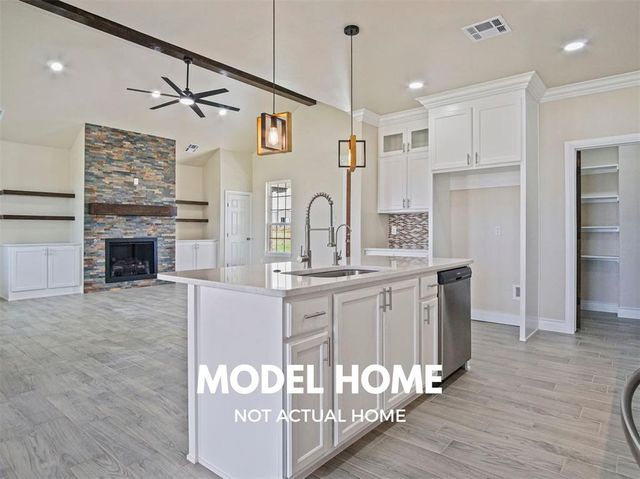 1154 Wolf Creek Drive, Blanchard, OK 73010