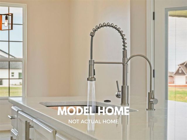 1154 Wolf Creek Drive, Blanchard, OK 73010