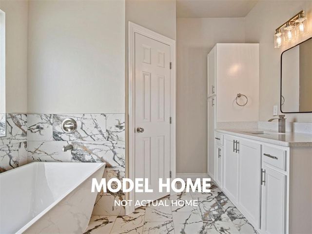 1154 Wolf Creek Drive, Blanchard, OK 73010