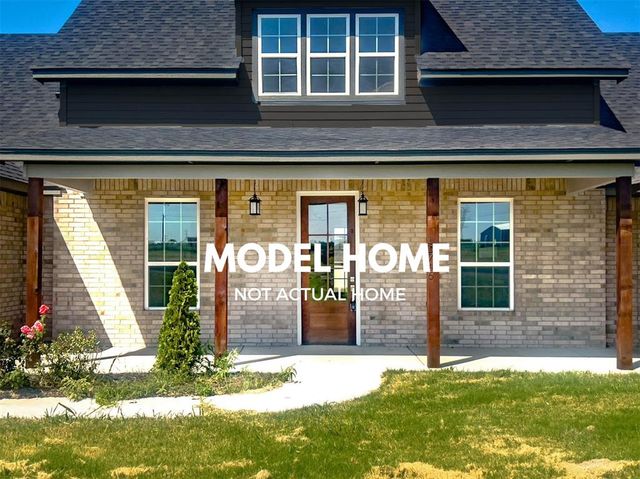 1154 Wolf Creek Drive, Blanchard, OK 73010