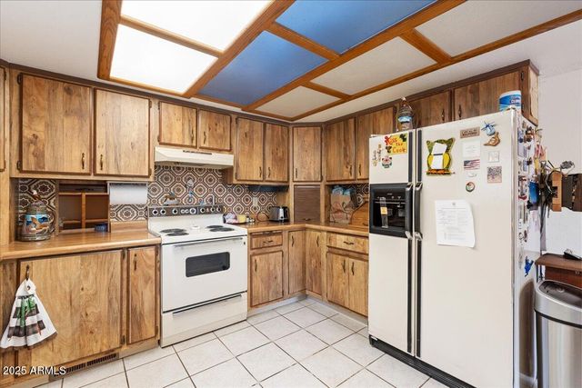 5373 S WALKER Road, Prescott, AZ 86303