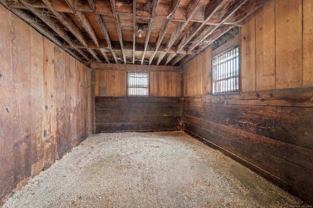 61 Pope Road, Oxford, CT 06478