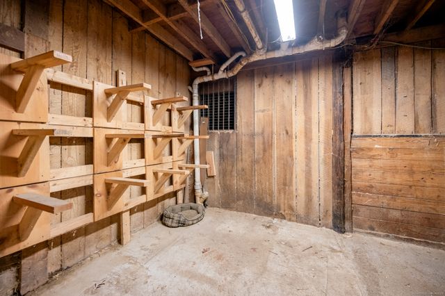 61 Pope Road, Oxford, CT 06478