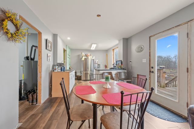 61 Pope Road, Oxford, CT 06478