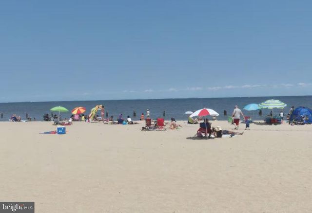 5233 BREEZY POINT RD, Chesapeake Beach, MD 20732
