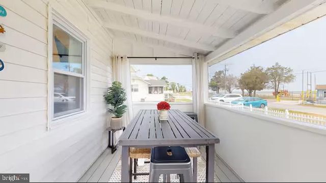 5233 BREEZY POINT RD, Chesapeake Beach, MD 20732