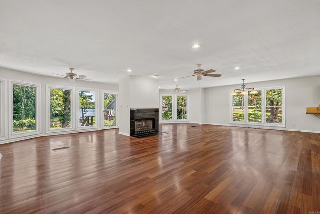 512 Beachview Circle, Hot Springs, AR 71913