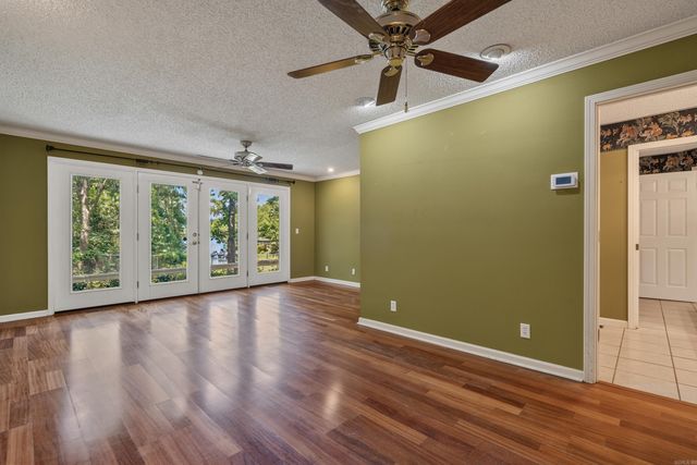 512 Beachview Circle, Hot Springs, AR 71913
