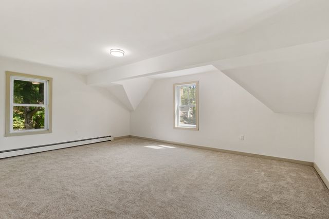 25 Main St, Ashburnham, MA 01430