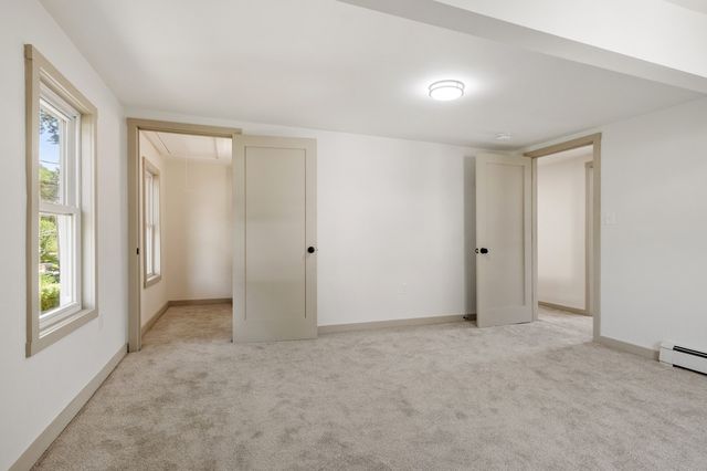25 Main St, Ashburnham, MA 01430