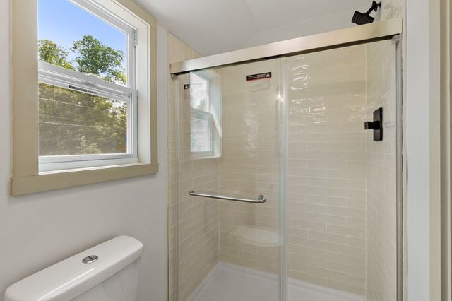 25 Main St, Ashburnham, MA 01430