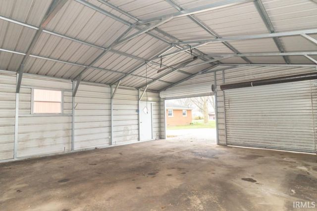 3215 E Brown Road, New Castle, IN 47362