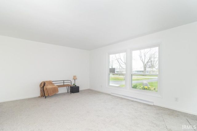 3215 E Brown Road, New Castle, IN 47362