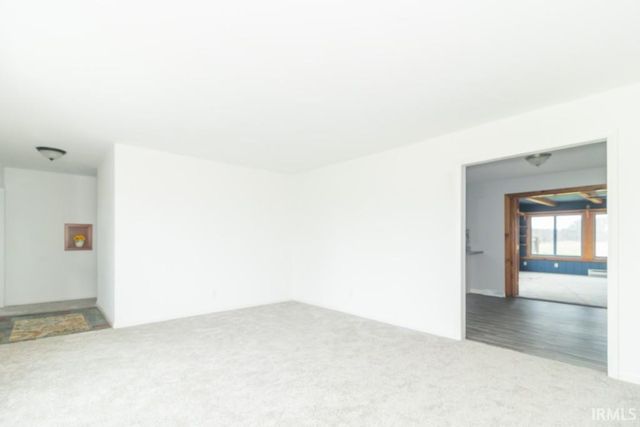 3215 E Brown Road, New Castle, IN 47362