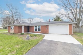 3215 E Brown Road, New Castle, IN 47362