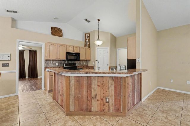 4618 REOLA ROAD, Dover, FL 33527