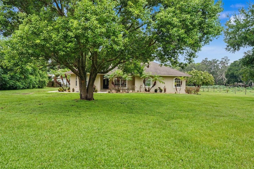 4618 REOLA ROAD, Dover, FL 33527
