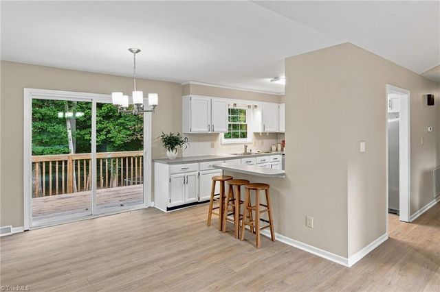 207 Tamworth Drive, Clemmons, NC 27012