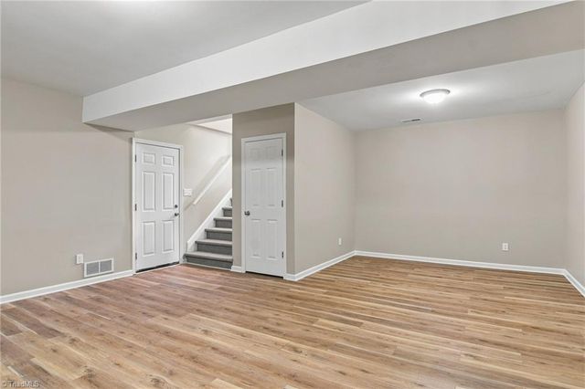 207 Tamworth Drive, Clemmons, NC 27012