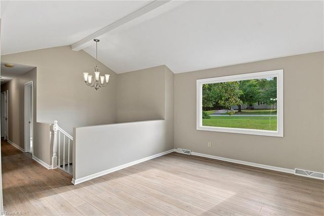 207 Tamworth Drive, Clemmons, NC 27012