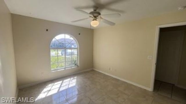 2227 NE 6th ST, Cape Coral, FL 33909
