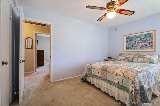 300 SE Waverly Avenue, Bartlesville, OK 74006