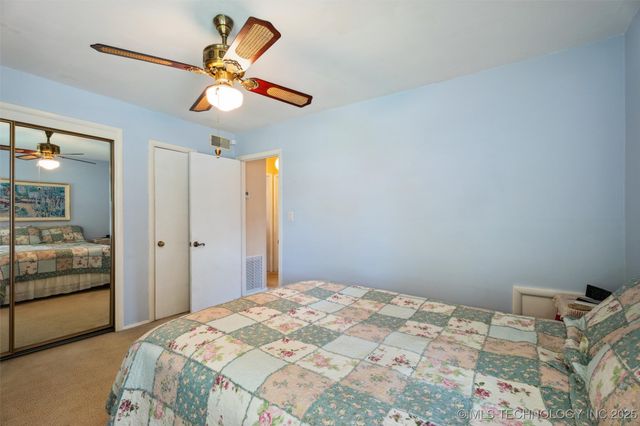 300 SE Waverly Avenue, Bartlesville, OK 74006