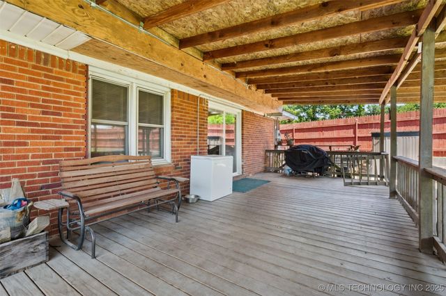 300 SE Waverly Avenue, Bartlesville, OK 74006