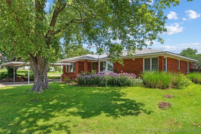 300 SE Waverly Avenue, Bartlesville, OK 74006