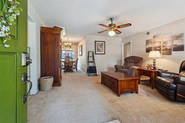 300 SE Waverly Avenue, Bartlesville, OK 74006