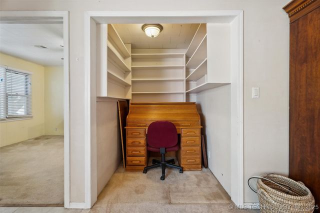 300 SE Waverly Avenue, Bartlesville, OK 74006