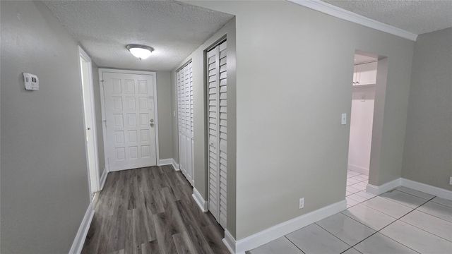 6200 S Falls Circle Dr 105, Lauderhill, FL 33319