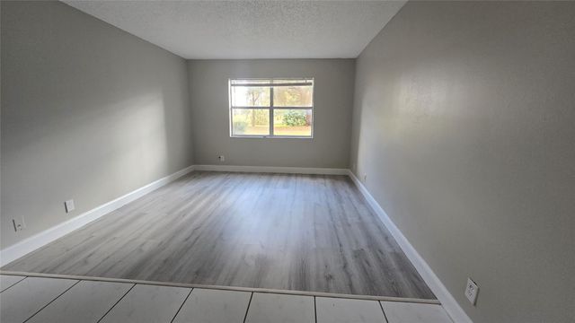 6200 S Falls Circle Dr 105, Lauderhill, FL 33319