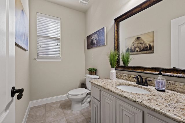 320 Sherbrook Street, Van Alstyne, TX 75495