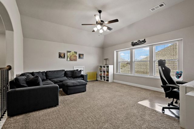 320 Sherbrook Street, Van Alstyne, TX 75495