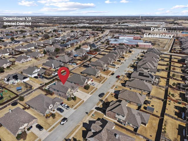 320 Sherbrook Street, Van Alstyne, TX 75495