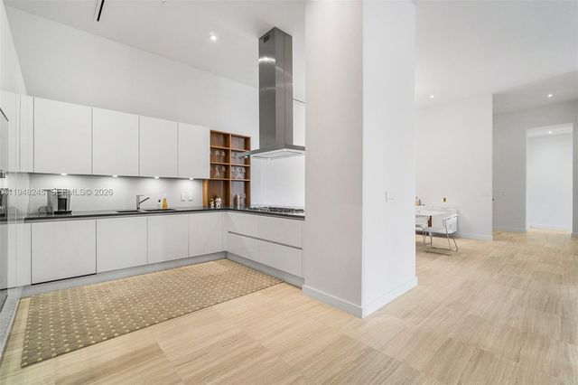 4701 N Meridian Ave 210, Miami Beach, FL 33140