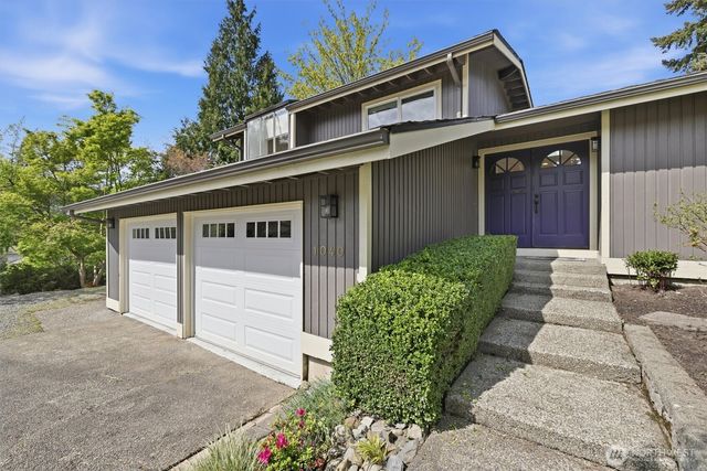1040 NW Honeywood Place, Issaquah, WA 98027