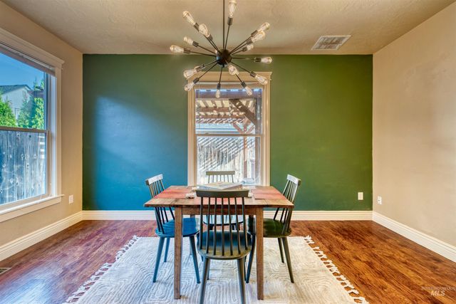 4947 S Silvermaple Ave, Boise, ID 83709