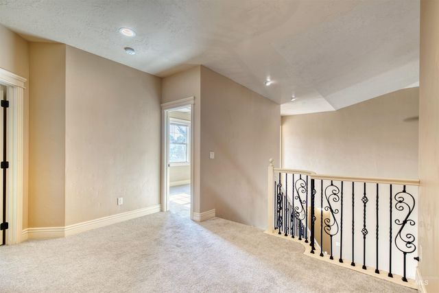 4947 S Silvermaple Ave, Boise, ID 83709