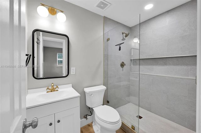 700 NW 18th St, Fort Lauderdale, FL 33311