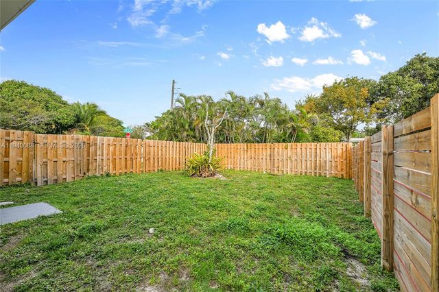 700 NW 18th St, Fort Lauderdale, FL 33311