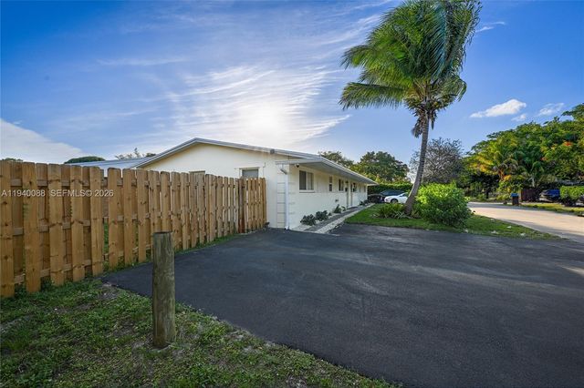 700 NW 18th St, Fort Lauderdale, FL 33311